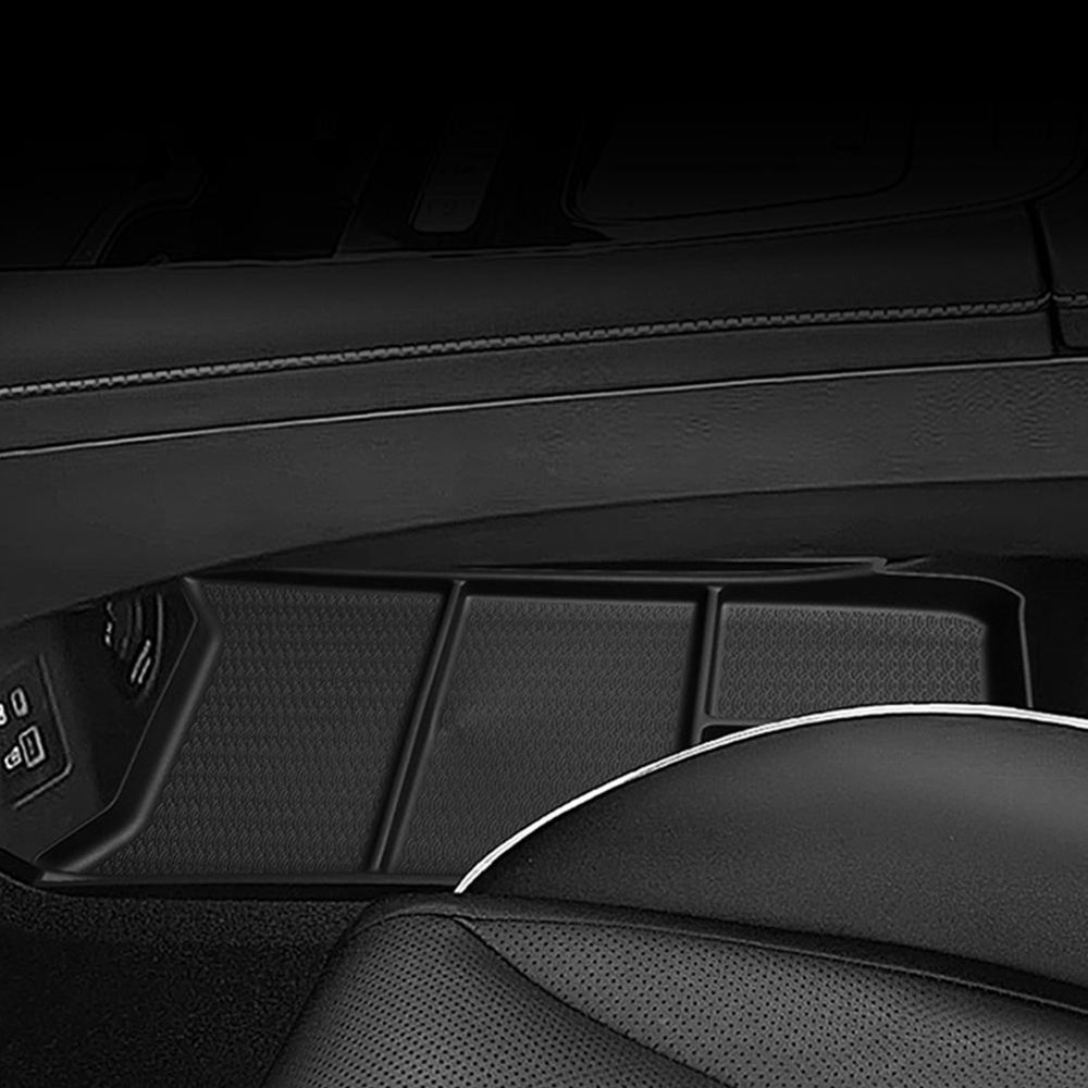 OMODA C5 EV central control lower box Vehicle interior storage box Storage C8B4