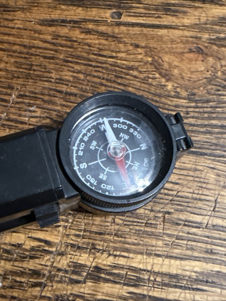 Vintage Pocket Multi-Function Compass Mirror Magnifying Fire Starter Scouts