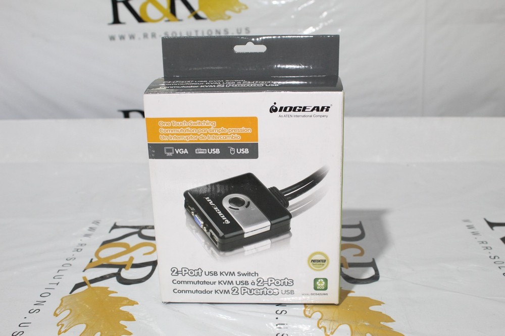 IOGEAR  2 port USB KVM Switch