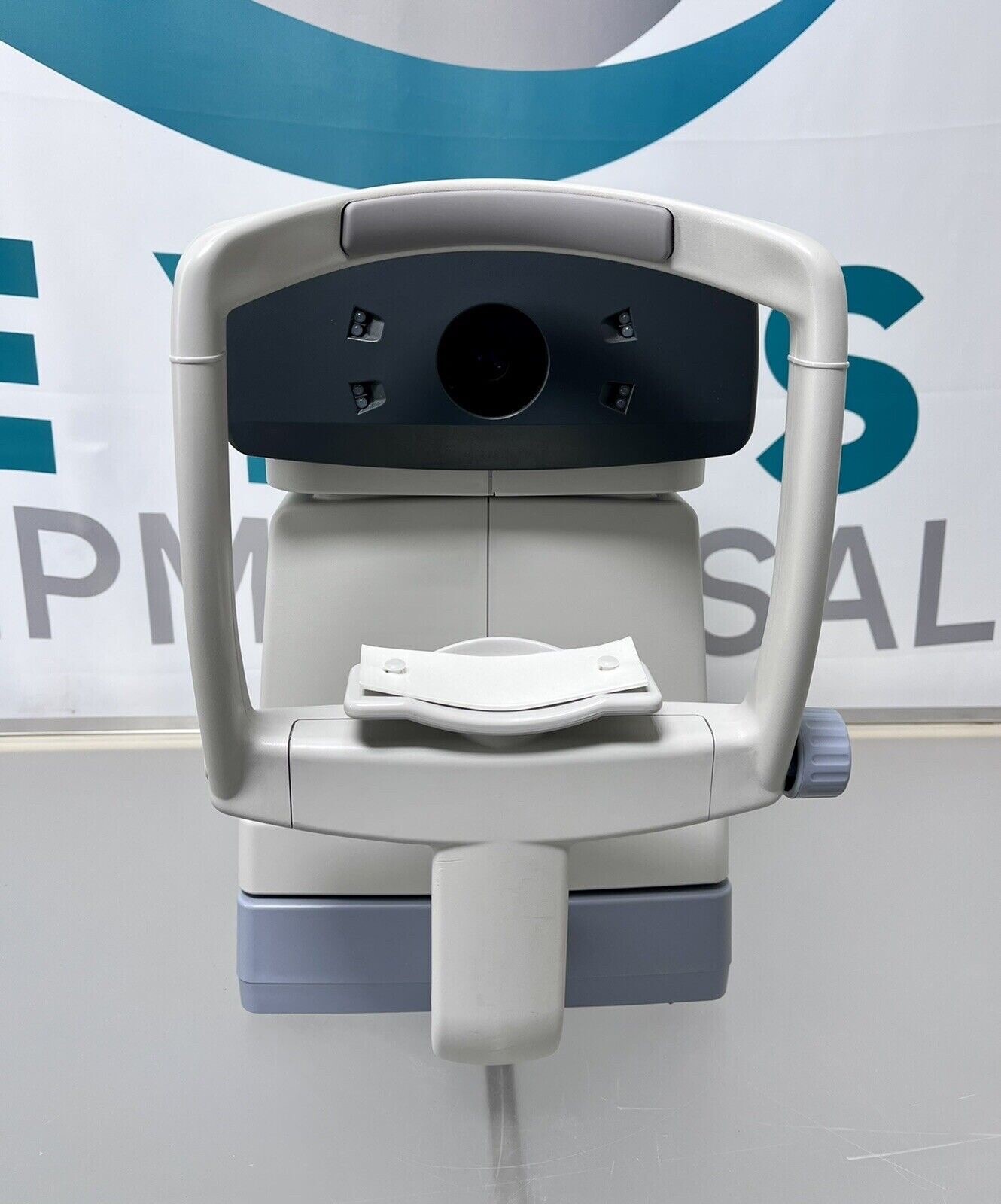 Topcon KR-8800 Auto Refractor/ Keratometer