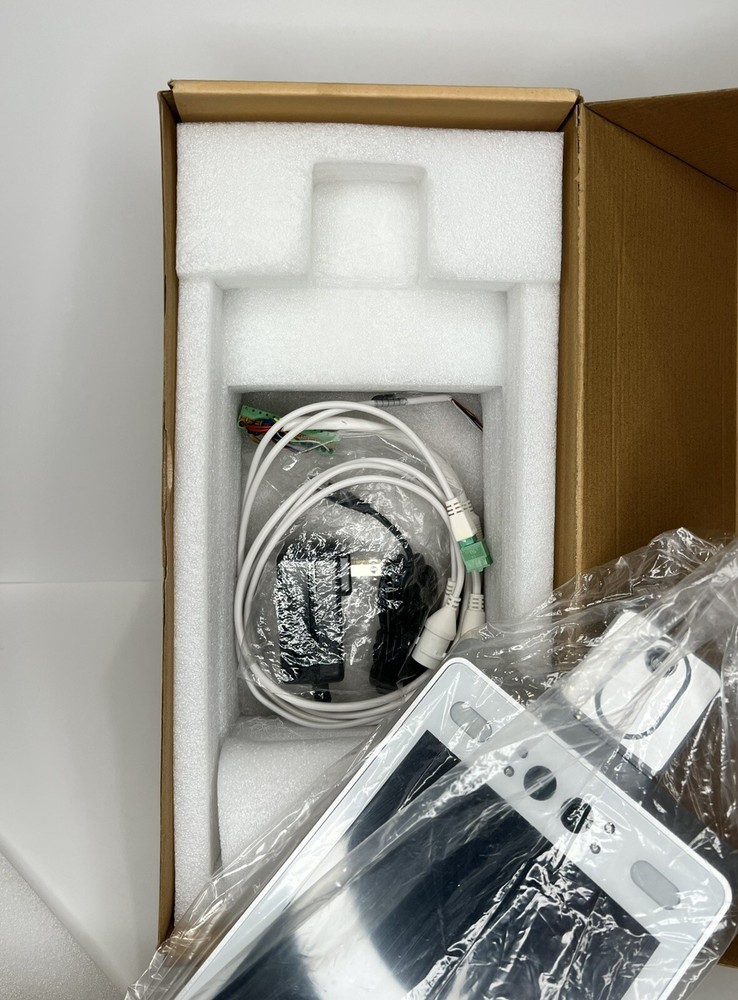 Remark rPAD Automatic Face Recognition Temperature Measurement Scanner Kiosk