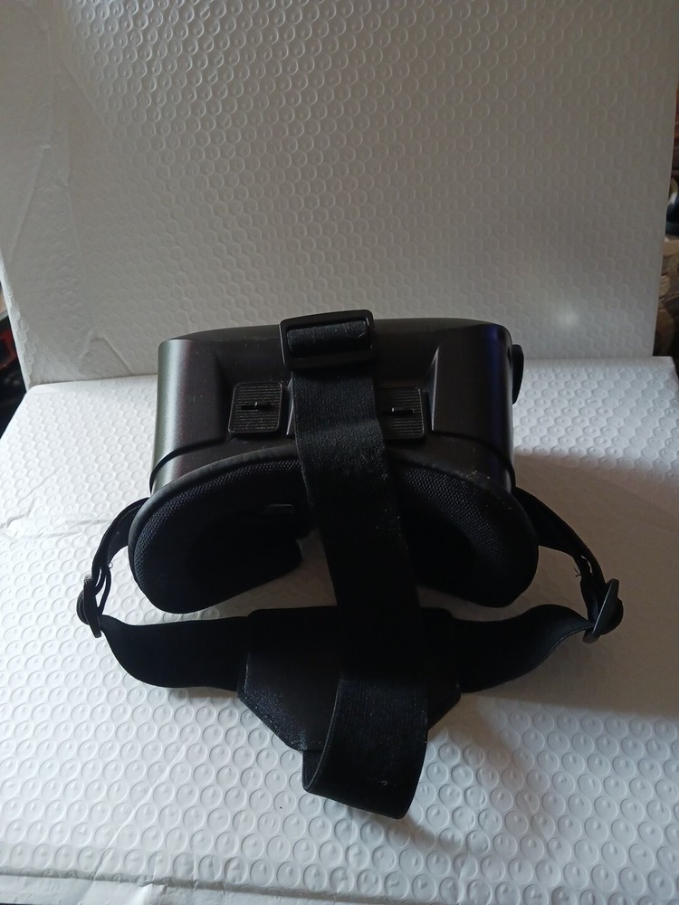 Virtual Reality Headset