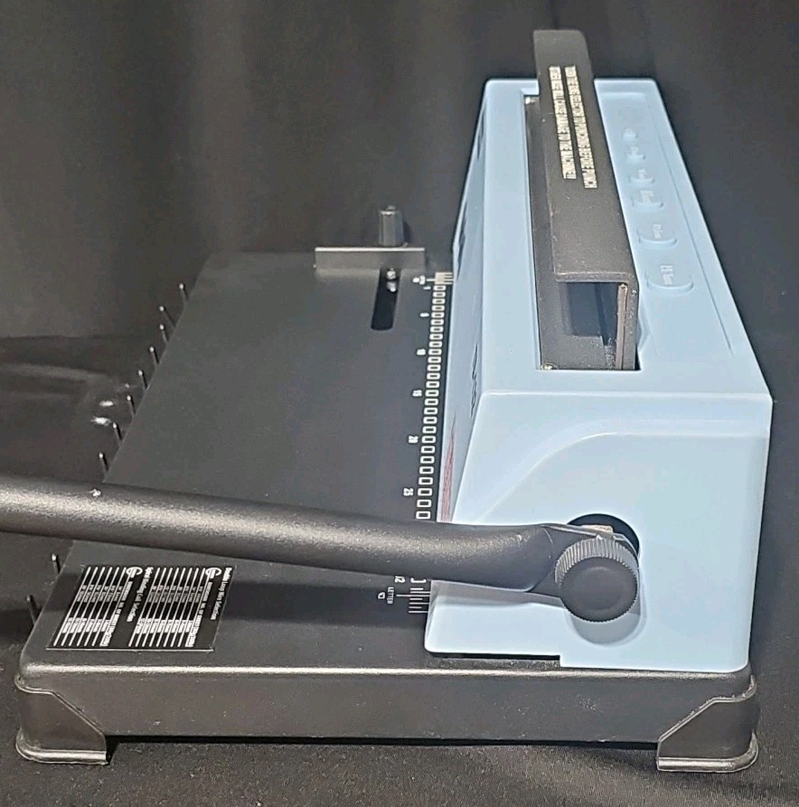 Rayson TD-132 Binding Machine Punch 12 Sheets/Bind 120 Sheets