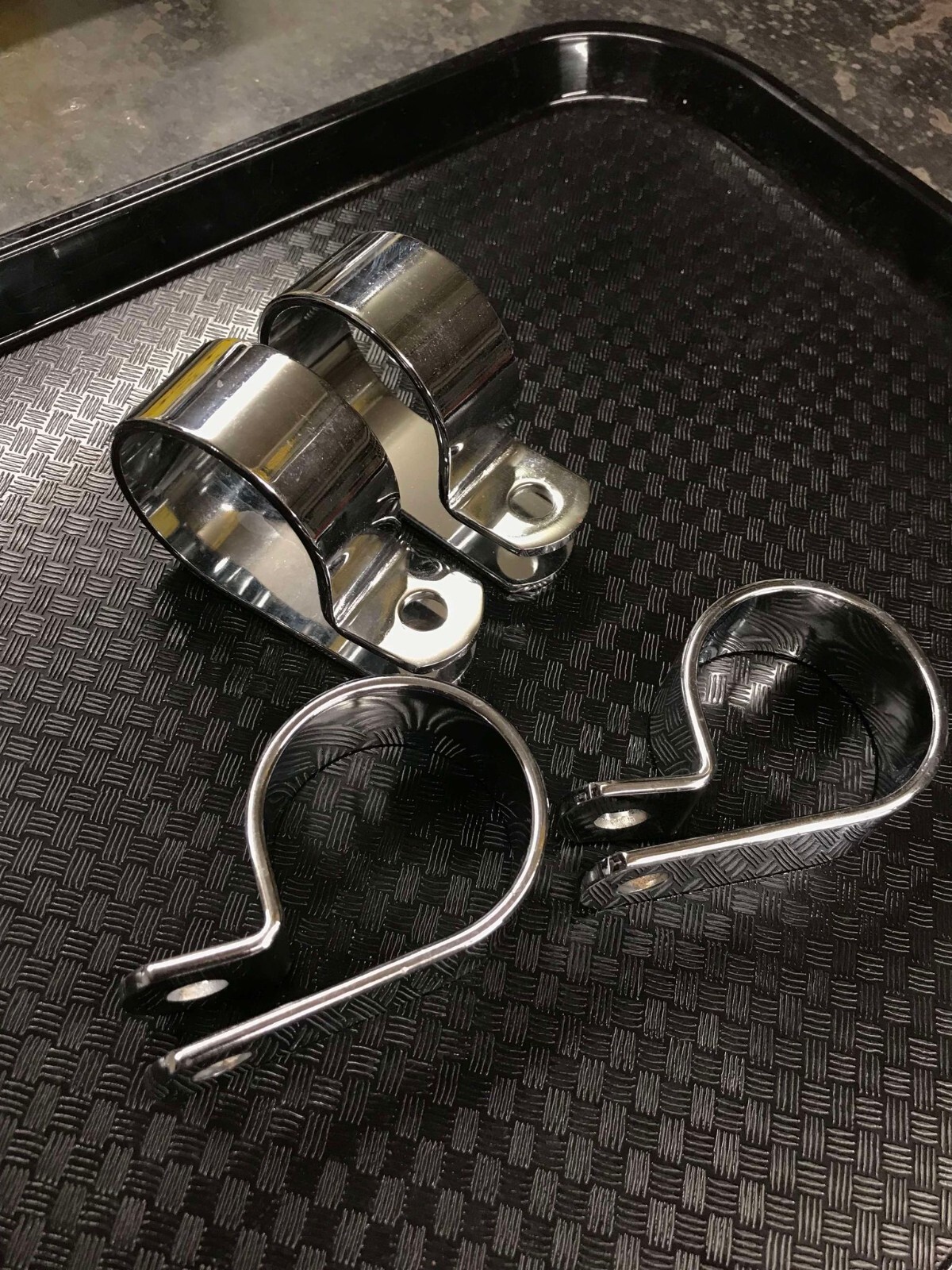 Harley 4pk universal motorcycle p clamps mounts exhaust 2" pipe muffler