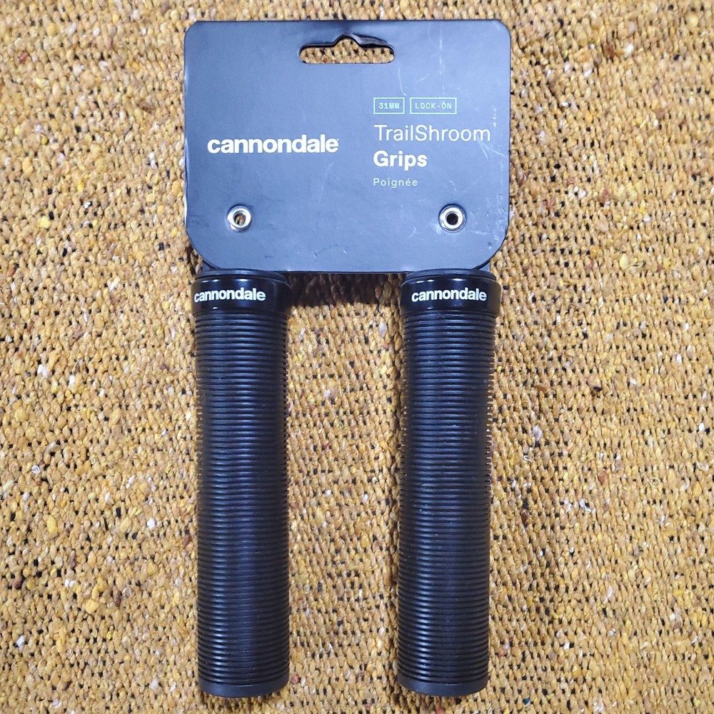 Cannondale TrailShroom Grips, Black, Lock-on, 31mm width, Micro-Hex Pattern