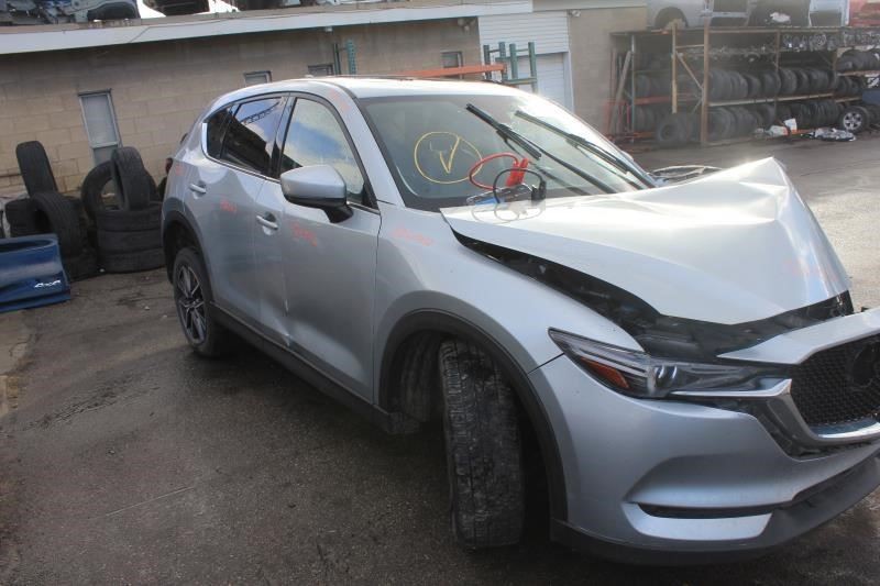 CX-5 2018 Camera/Projector 590621