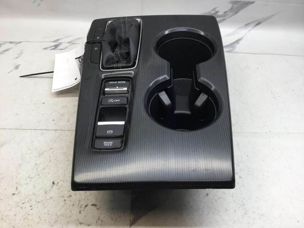 24 HONDA CIVIC Cup Holder