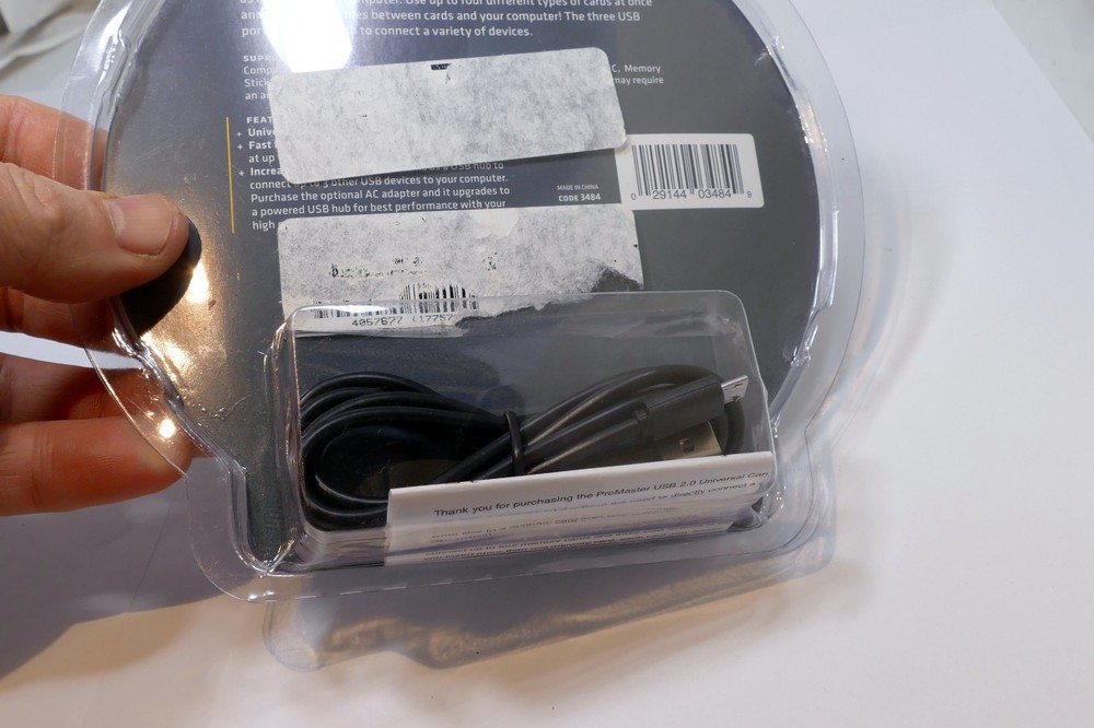 NEW! ProMaster USB 2.0 Multi Memory Card Reader SD/MS SDHC with USB HUB #3484