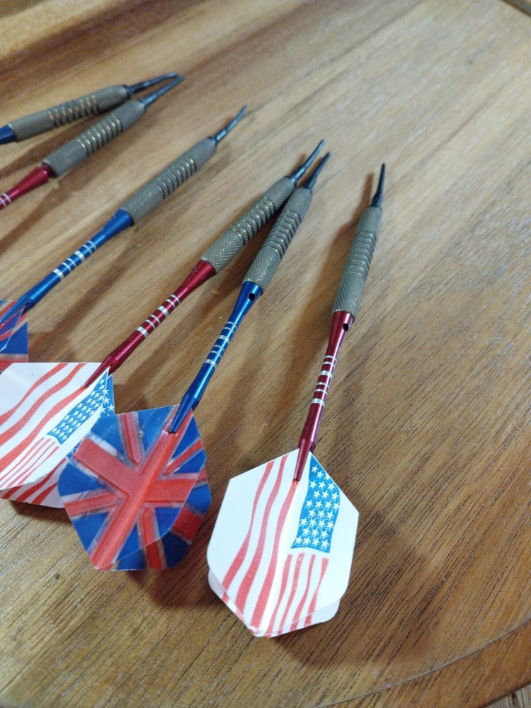American & British Darts that are Vinage with Plastic tips