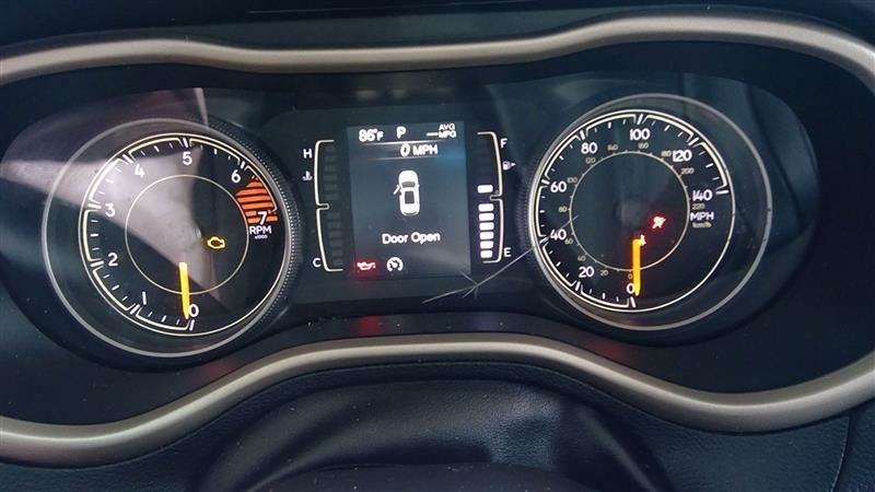CHEROKEE 2018 Fuse Box Cabin 6645