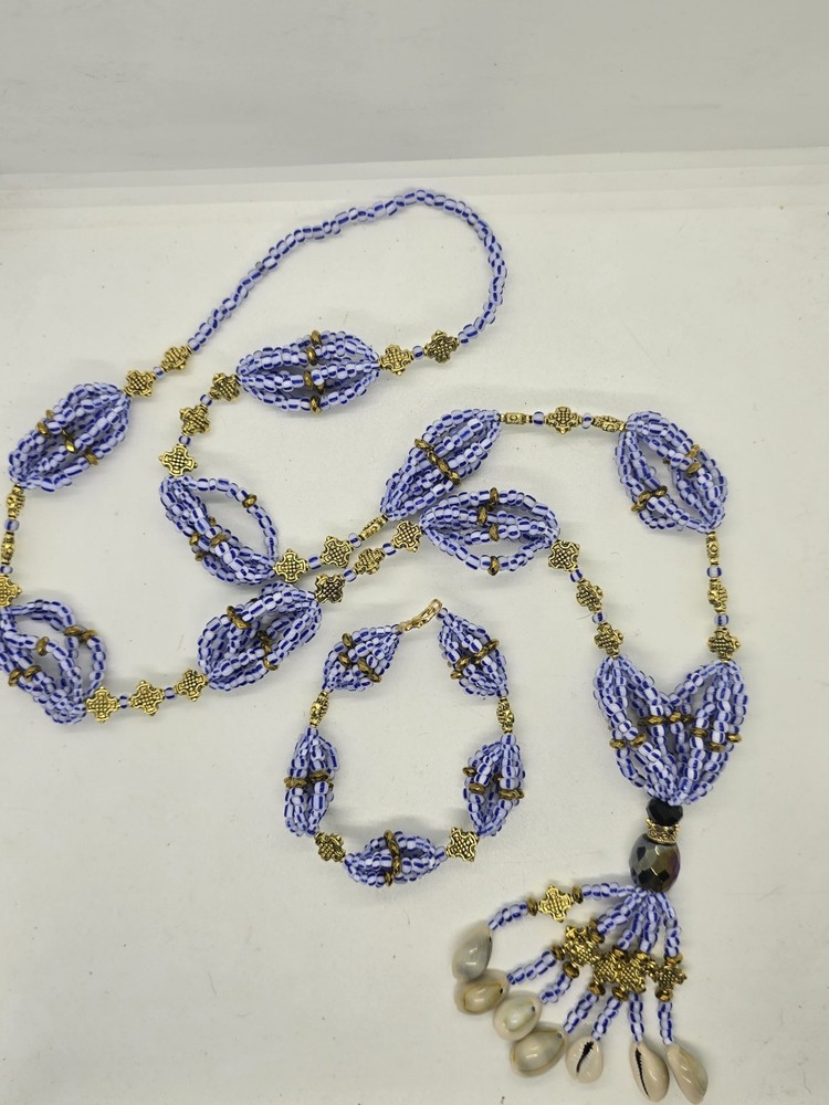 Set de collar e idde orisha Azojano AFIMALLE