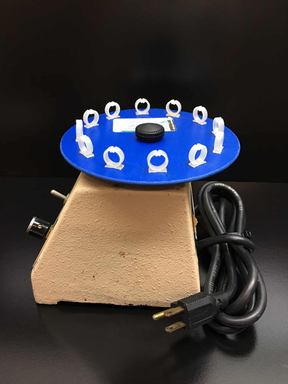 Fisher Scientific Model G-560 Vortex Genie 2 Mixer Cat No 12-812 with WARRANTY