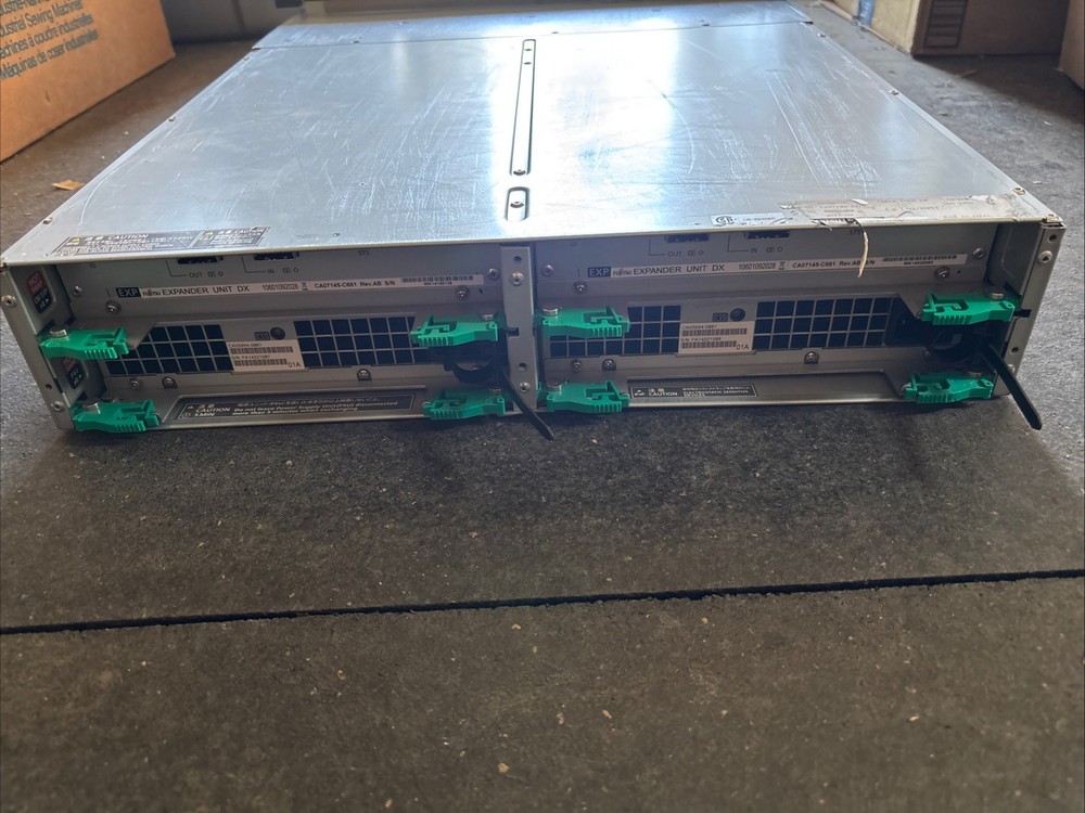 Fujitsu Eternus DX 12-Bay Expansion Unit Array ETLDE2AU