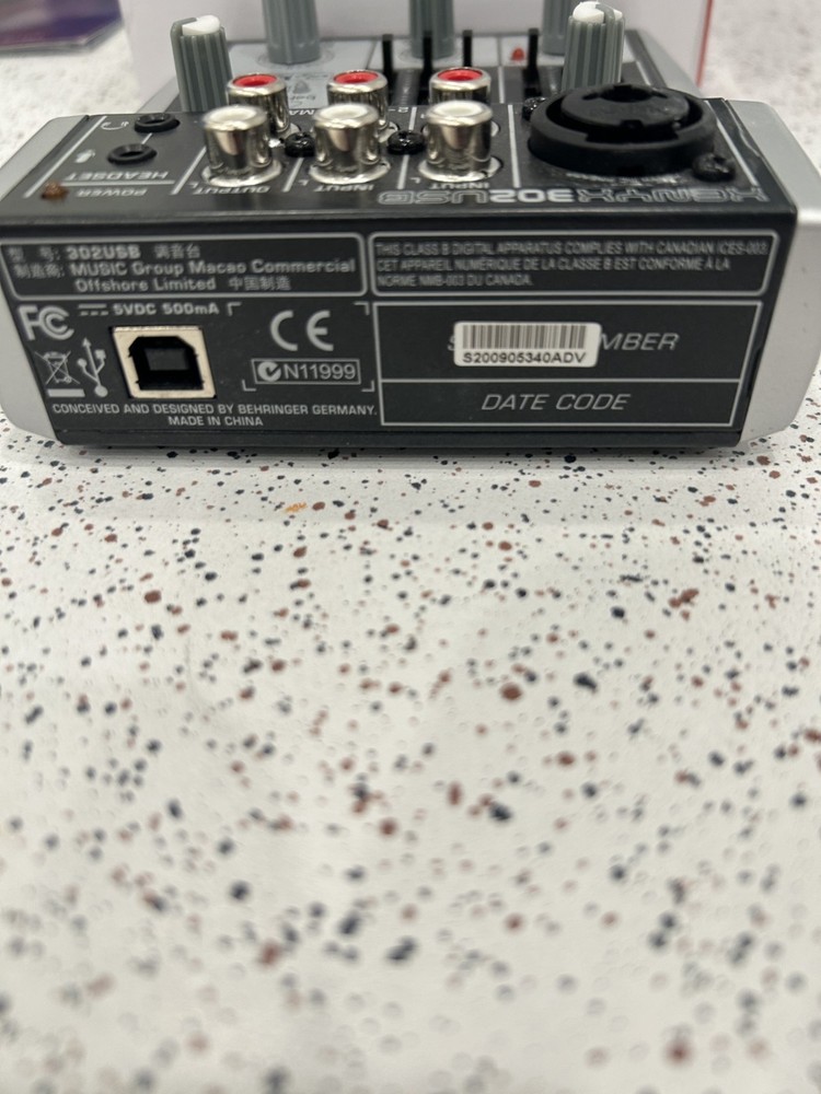 Behringer XENYX302 USB audio interface DAW mixer