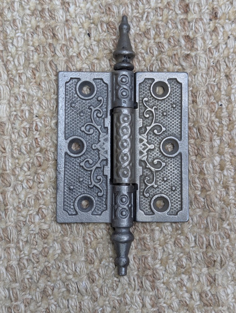 3" x 3 1/2" Antique Decorative Cast Iron Steeple Tip Hinge