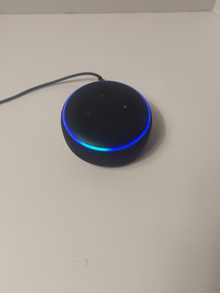 Amazon Echo Dot (2nd Generation) Smart Speaker R- NZ 15 W.