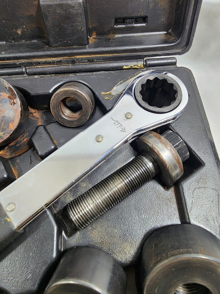 Klein Tools 53732SEN Ratchet Wrench Punch Set