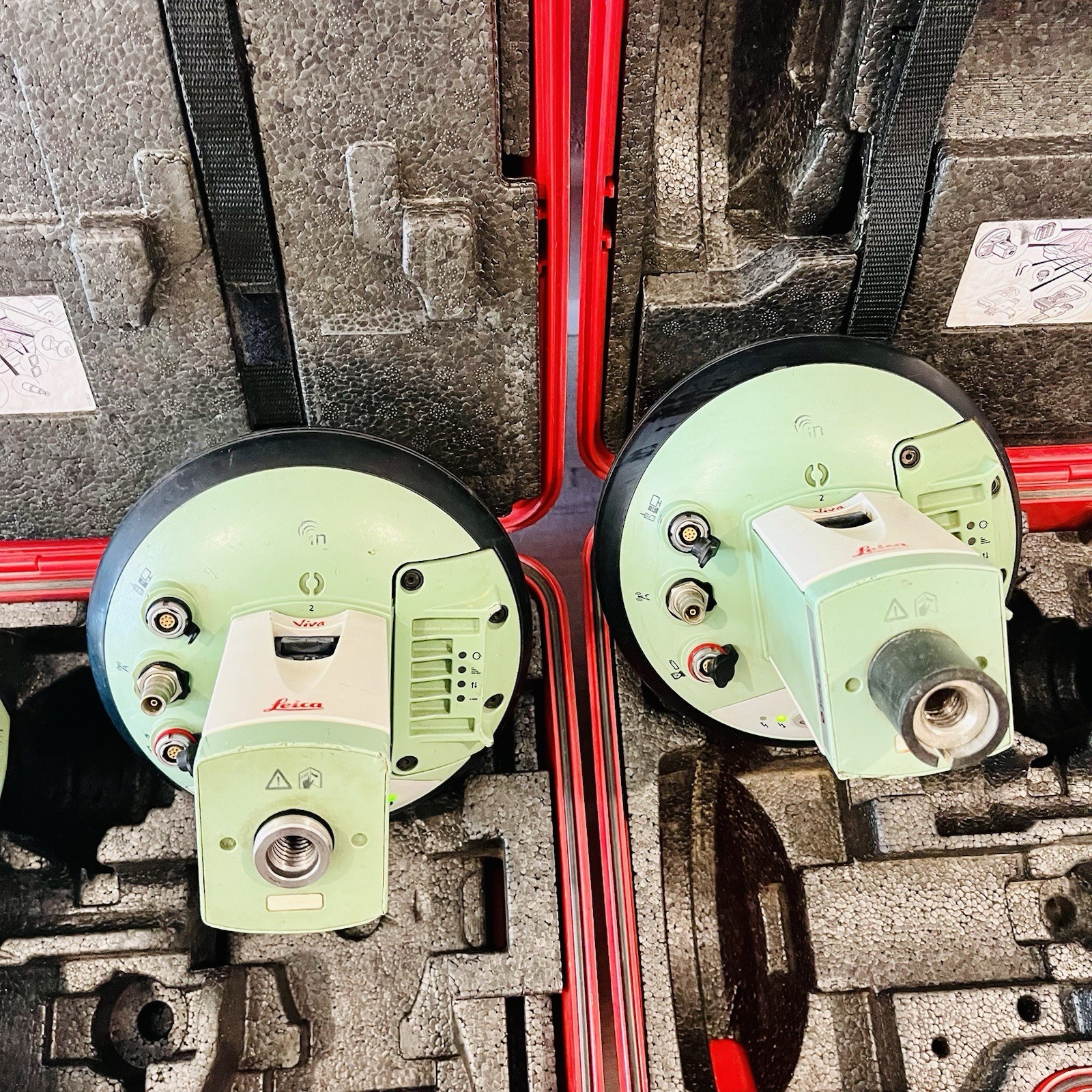 Leica Dual GS15 GPS GNSS RTK Base & Rover KIT with CS15 Field Controller