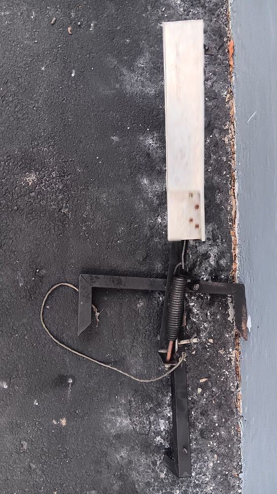 UNBRANDED SKEET THROWER