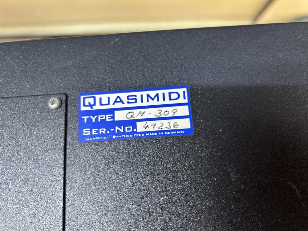 Quasimidi Rave-O-Lution 309 Machine