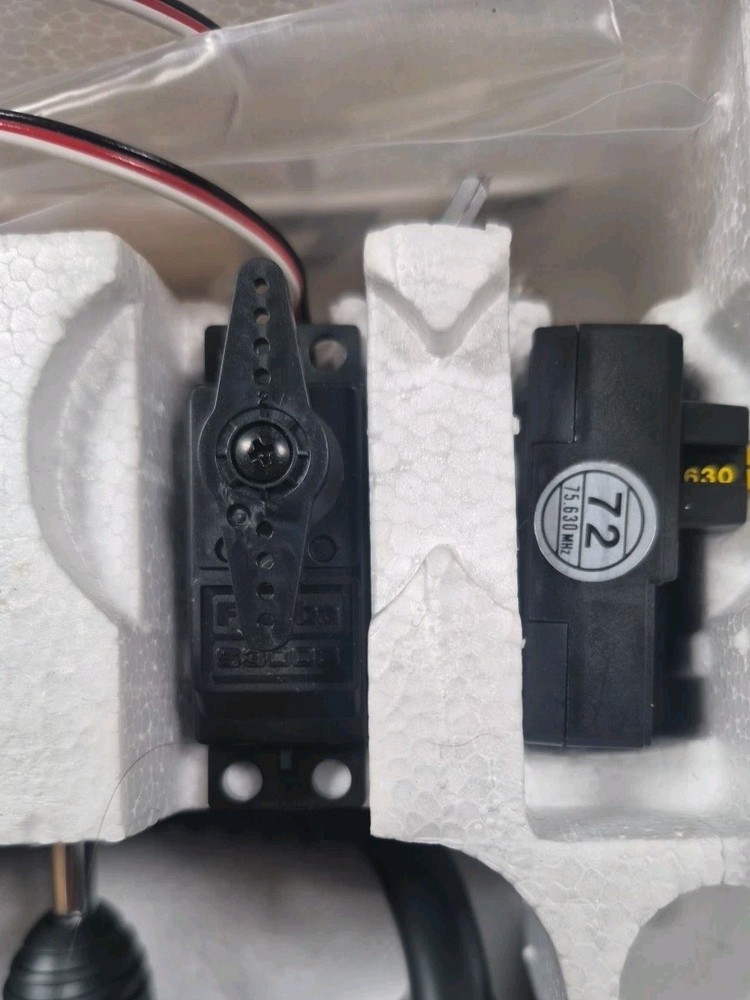 Futaba Attack 2 Controller With 2 Servo S3003 And Receiver Fp-r122je