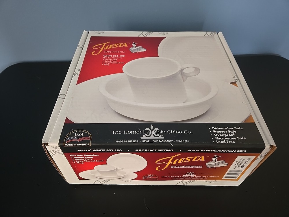 Fiesta White 4 pc. place setting dinnerware new  831 100