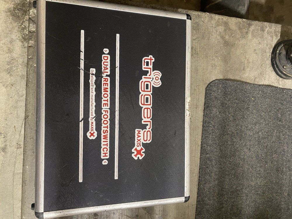 Maxis Triggers Dual Remote Foot Switch System Tugger/Puller