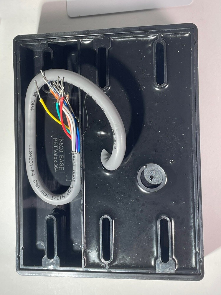 UTC 430210003 Model T-520SW Transition Multi-Technology Access Reader Black NOB