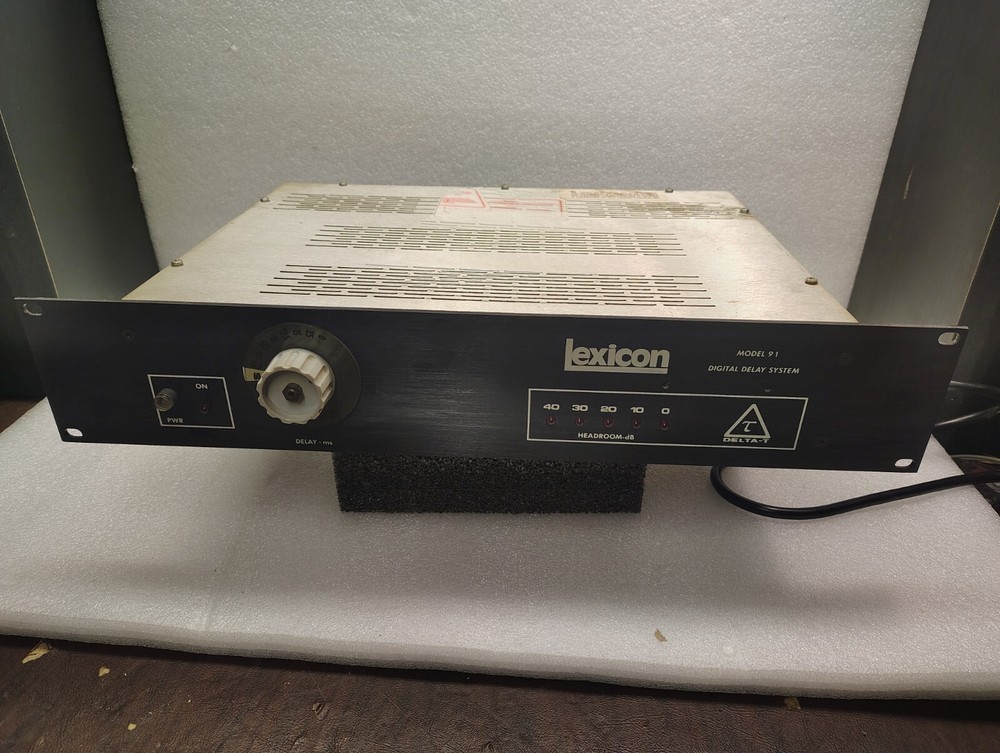 LEXICON DELTA-T. MODEL 91, digital delay system