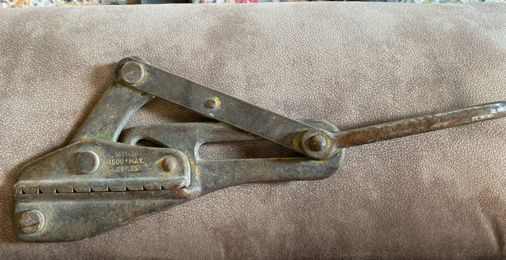 Klein Tools 1611-30 Chicago Grip Cable Wire .31 - .53 Inch Capacity Puller