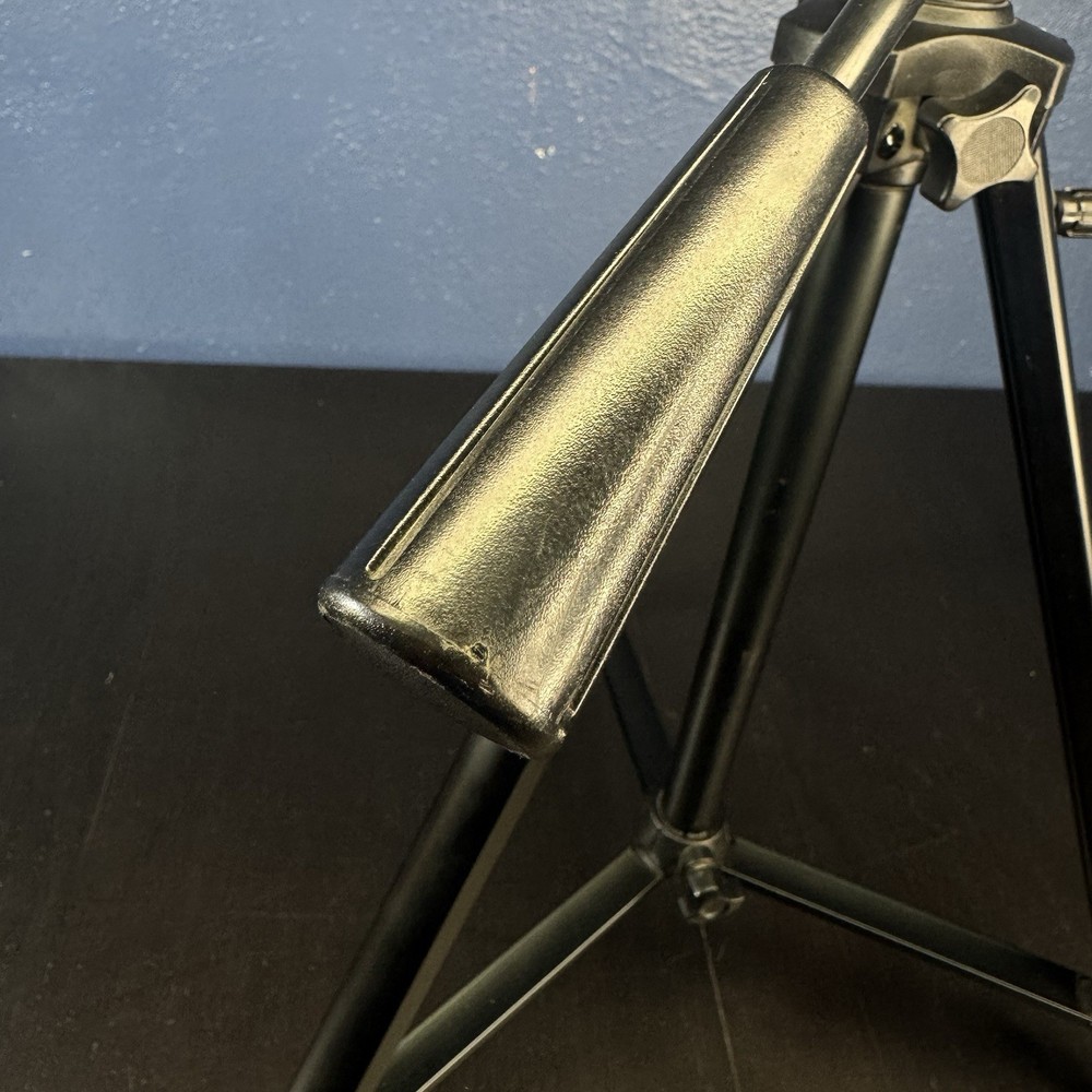 Fluid Petra Tripod Extendable Adjustable Camera Video Recorder Fold Up Tripod