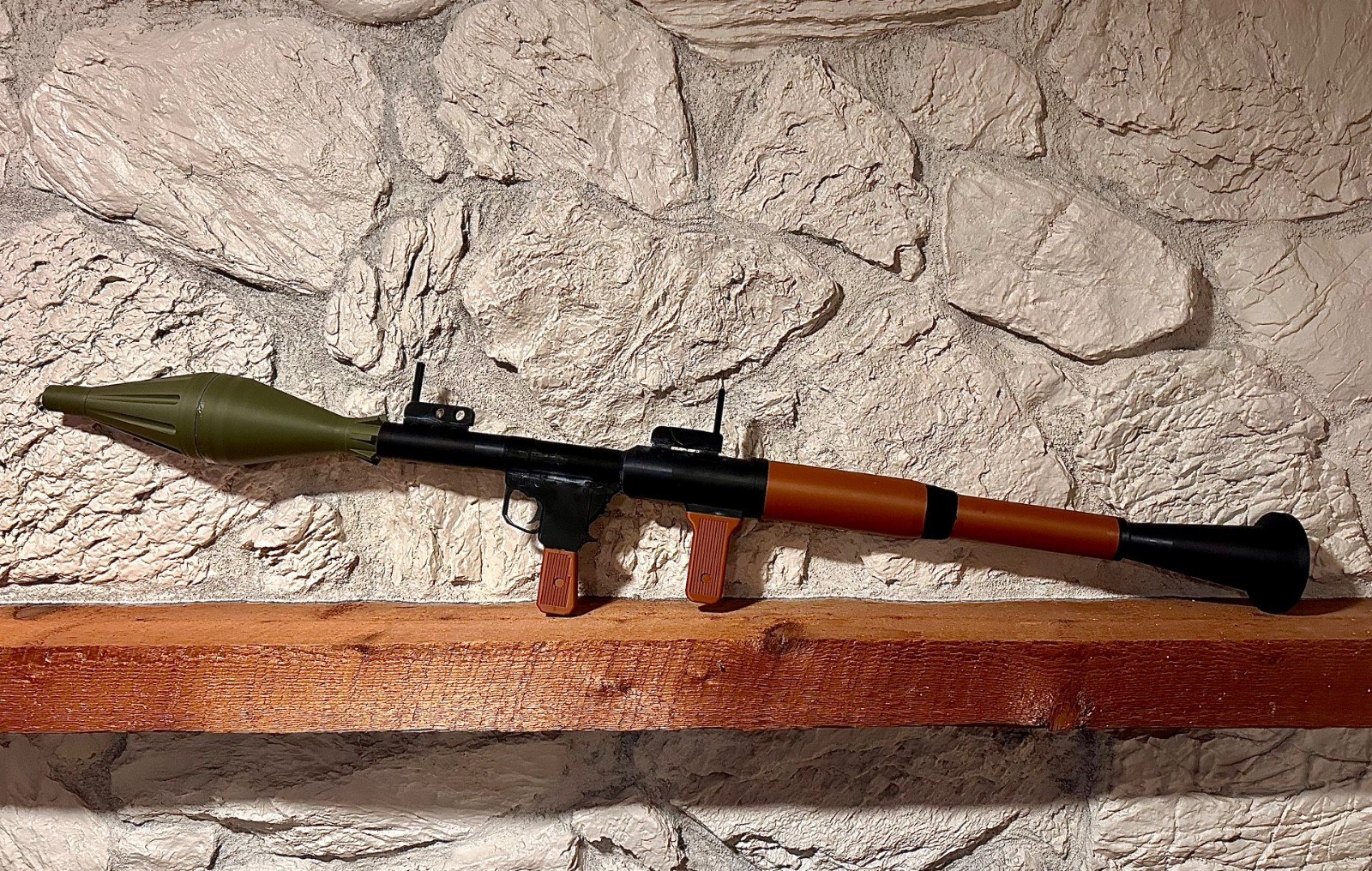 Quality 3D Printed Replica RPG-7 Rocket Propelled Grenade Launcher w/ Wall Mount