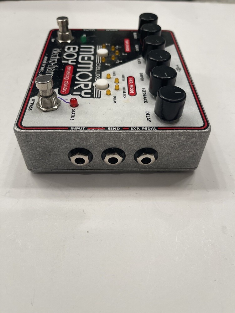 Electro Harmonix Deluxe Memory Boy Analog Delay Guitar Effect Pedal