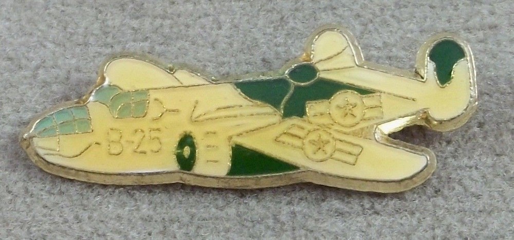 US Air Force B - 25 Bomber Pin  / Clutchback