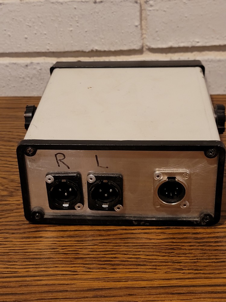 Larson Davis Model 2200C Microphone Preamplifier Power Supply