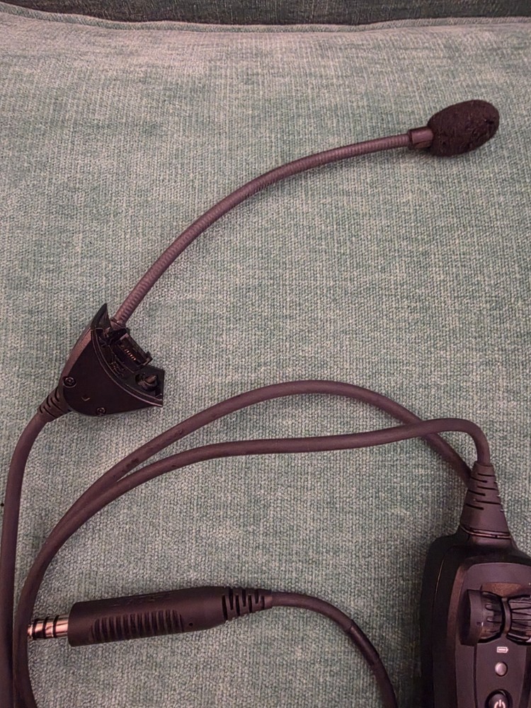 Bose A20 Helicopter Control Module Single U174 Plug NO Bluetooth-Used Once Only!