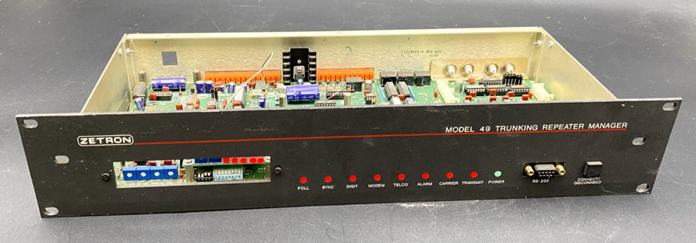 ZETRON MODEL 49 TRUNKING REPEATER MANAGER 901-9147 MISSING FRONT & TOP PLATE