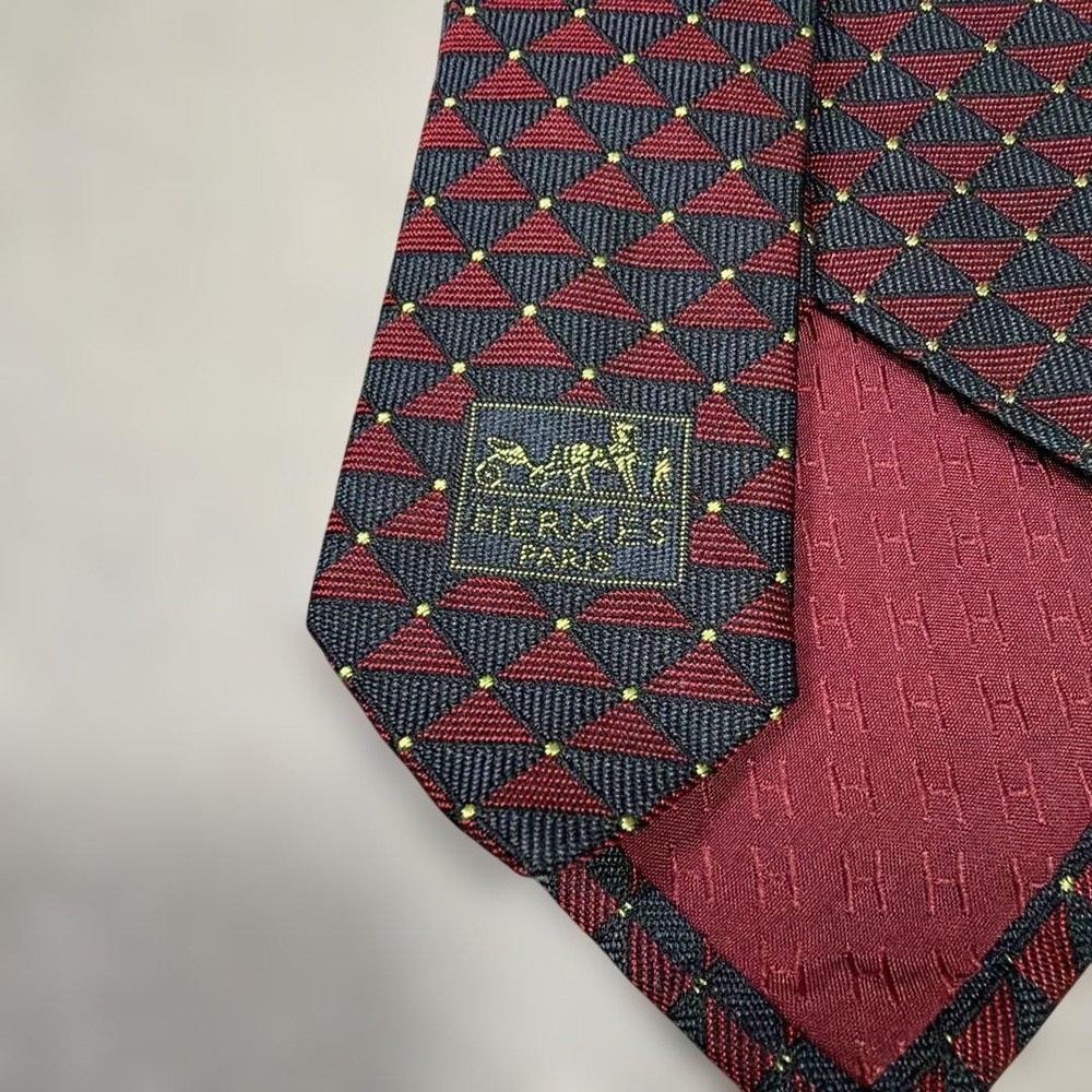 HERMES Silk Tie Red Navy Diamond Pattern