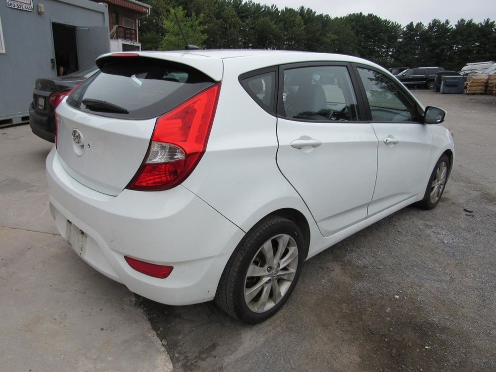 ACCENT 2012 Glove Box 1071884