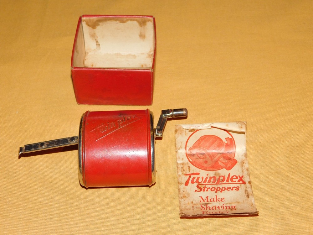 VINTAGE BARBER TWINPLEX STROPPERS RAZOR STROP