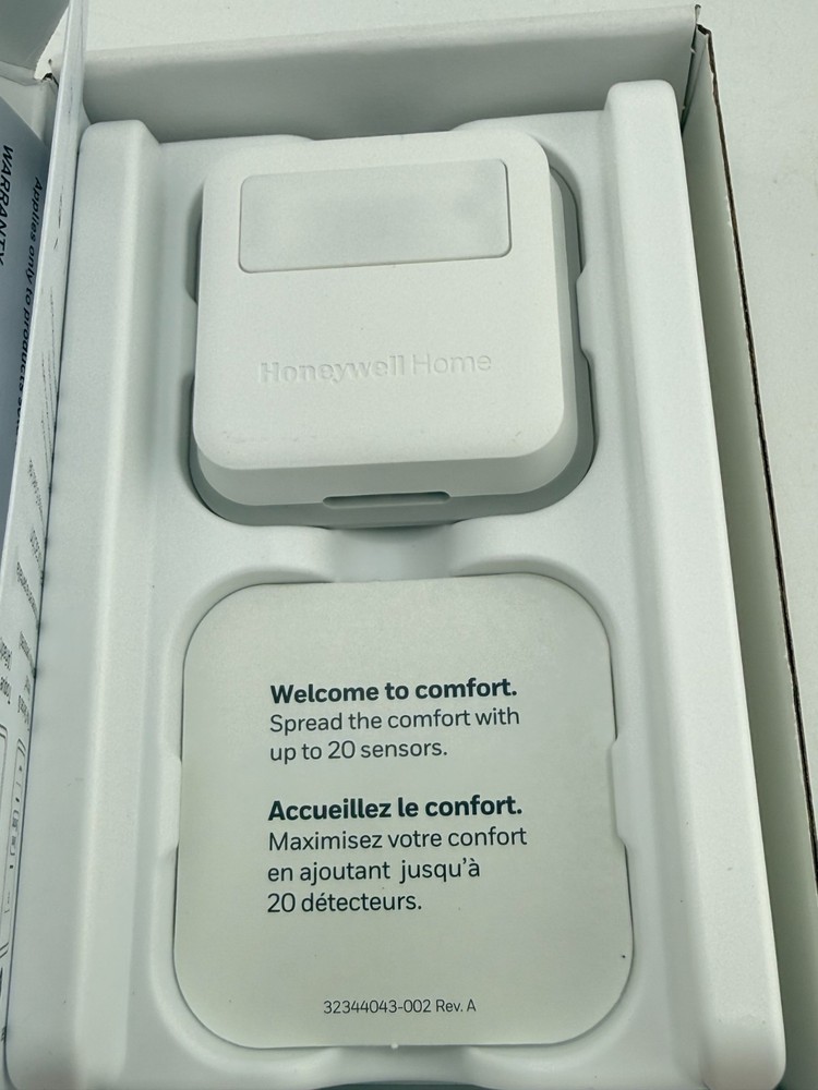 Honeywell Smart Room Sensor RCHTSENSOR-1PK Device Only