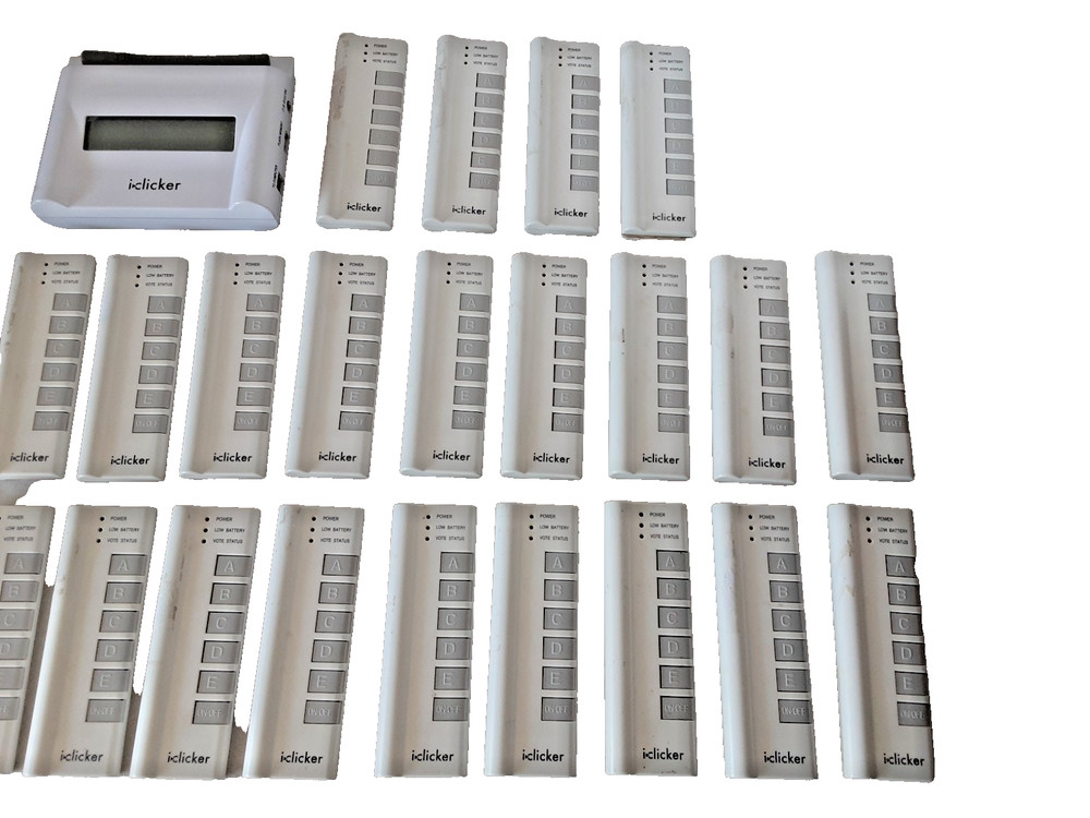 i-Clicker TMX14 Instructor Base Station USB with 32 Response Remotes - UNTESTED