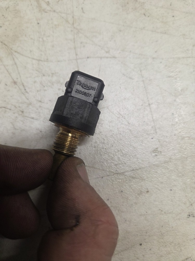 2025 Triumph Daytona 660 engine coolant temperature sensor