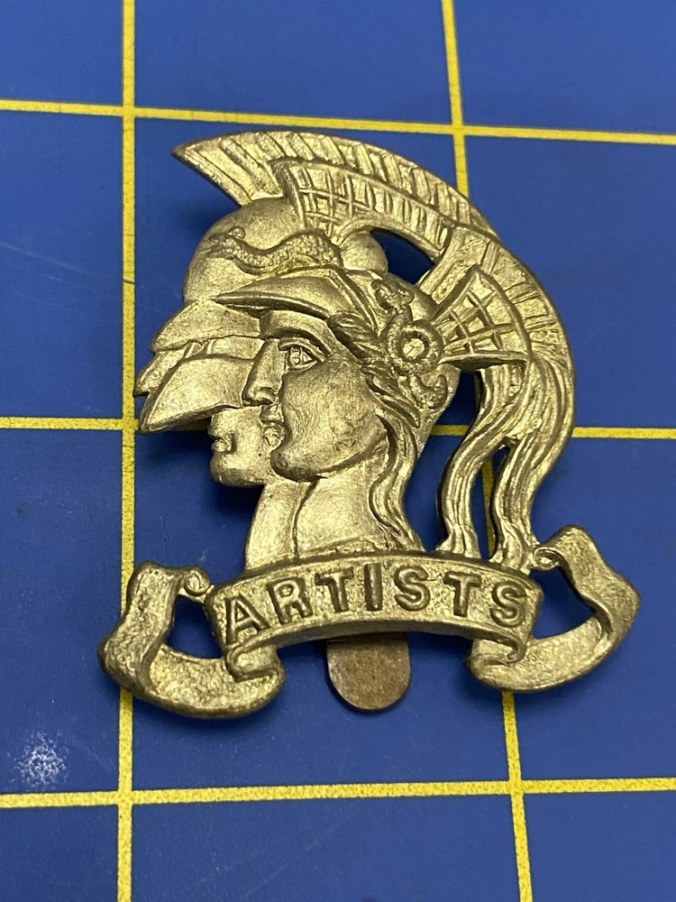 28TH BN ARTISTS RIFLES FIRST PATTERN Cap Badge
