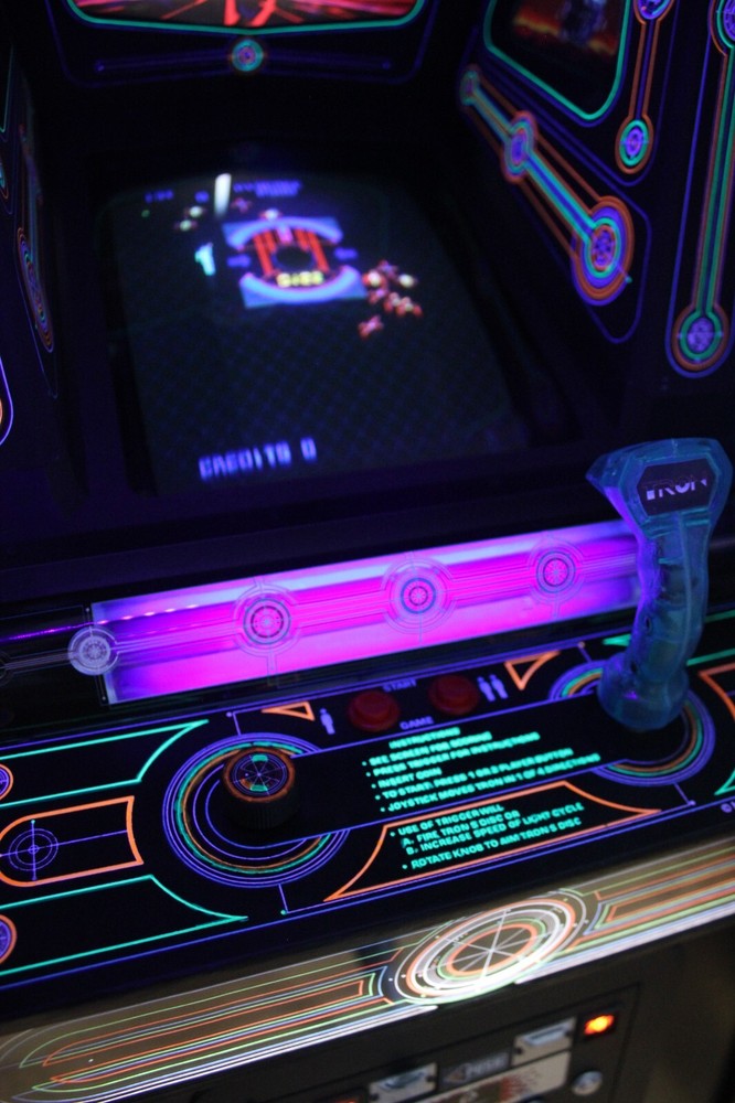 TRON Arcade, HALF SCALE Autographed by Bruce Boxleitner