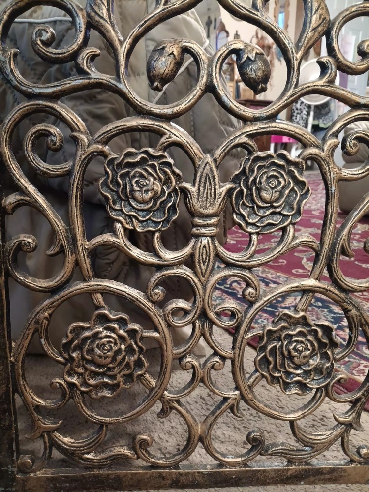 Vntg Cast Iron Fireplace Screen Panels