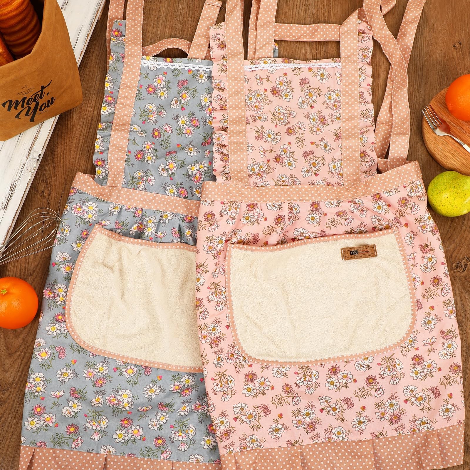 AUGSUN 2Pcs Women Aprons with Pockets, Girls Floral Apron with Big Pocket Bak...