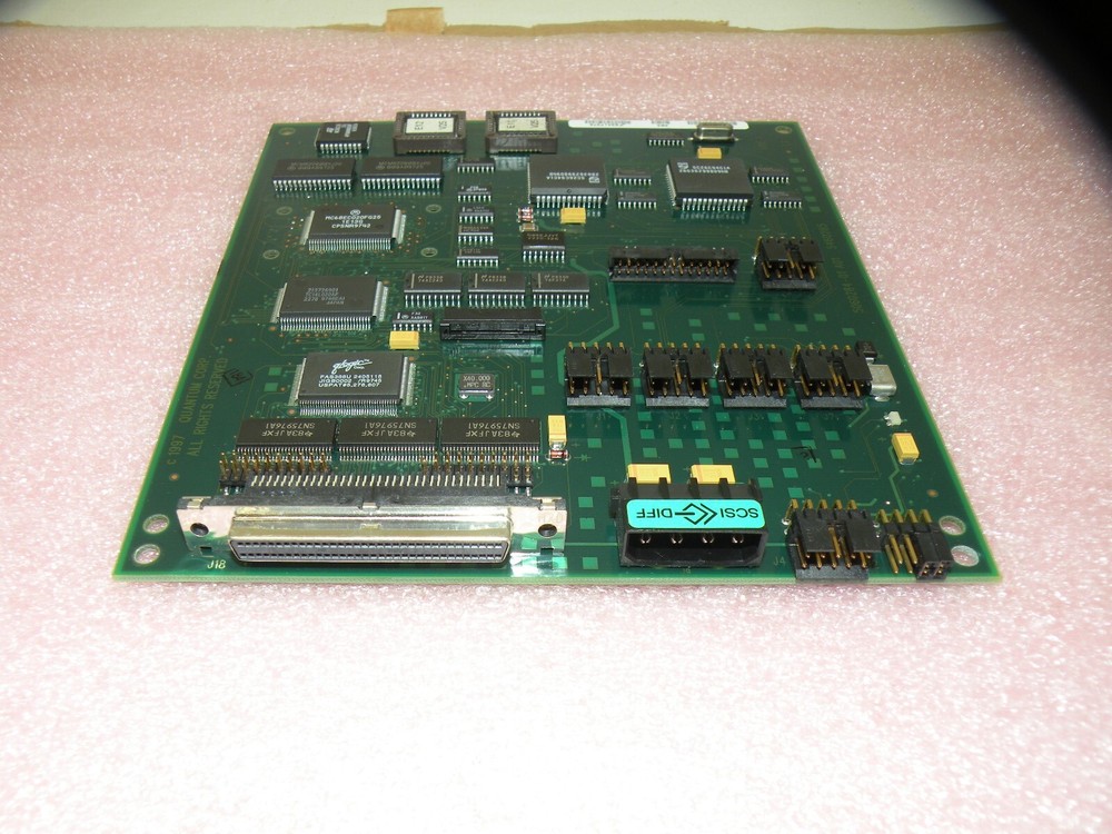 QUANTUM ATL 54-60285-01 DIFFERENTIAL SCSI LIBRARY CONTROLLER MODULE & CABLE