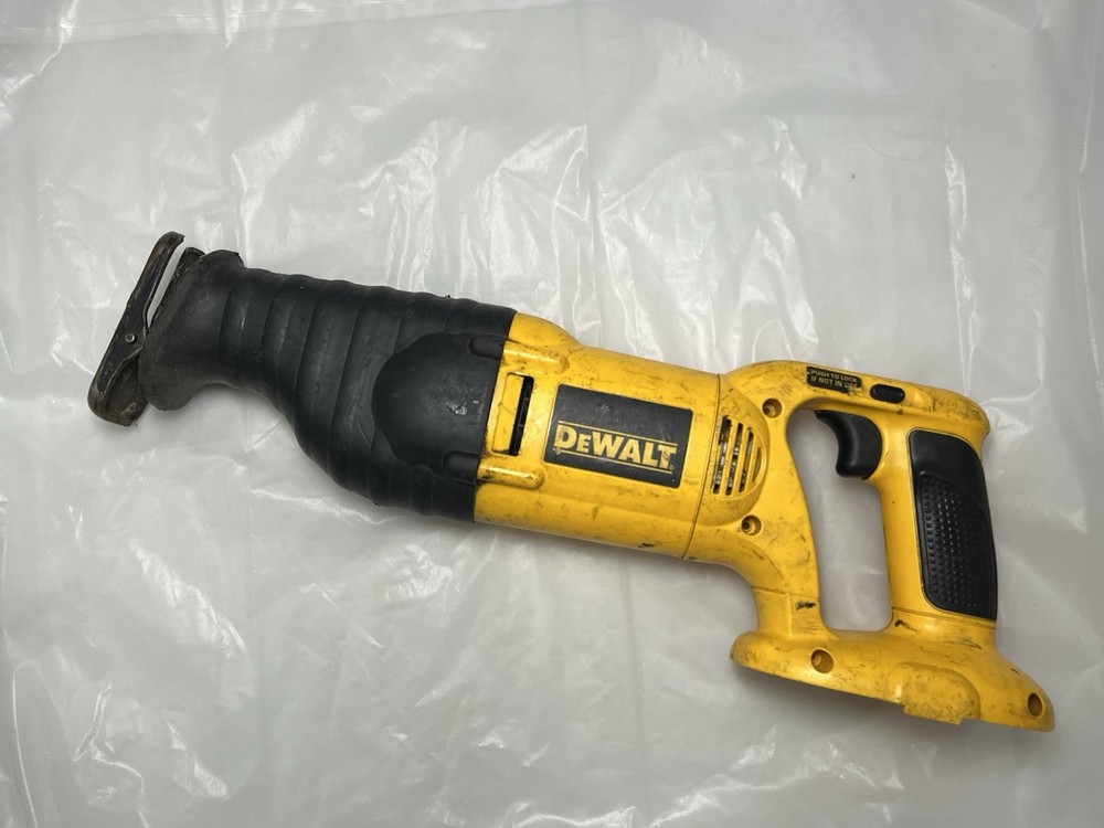 Dewalt 18V Reciprocating Saw