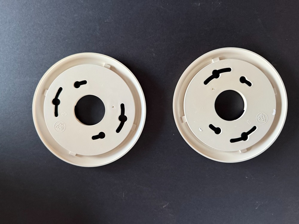 ONE USED KIDDE Smoke Detector Mounting Base SHIPS FAST!